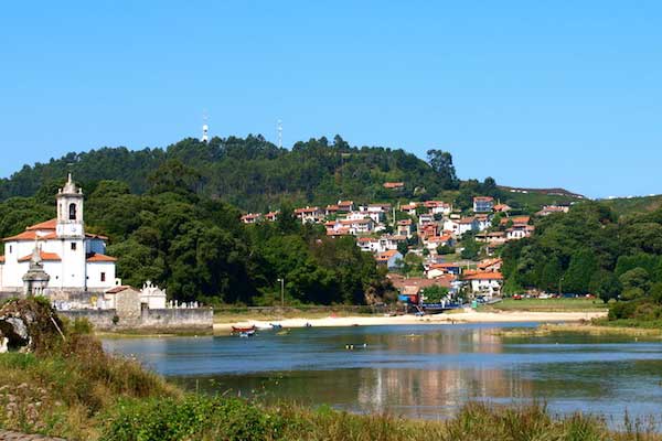 Niembro, Llanes